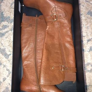 Brand new naturalizer boots